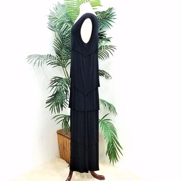 Design History Ruffle Maxi Dress - Picture 4 of 5